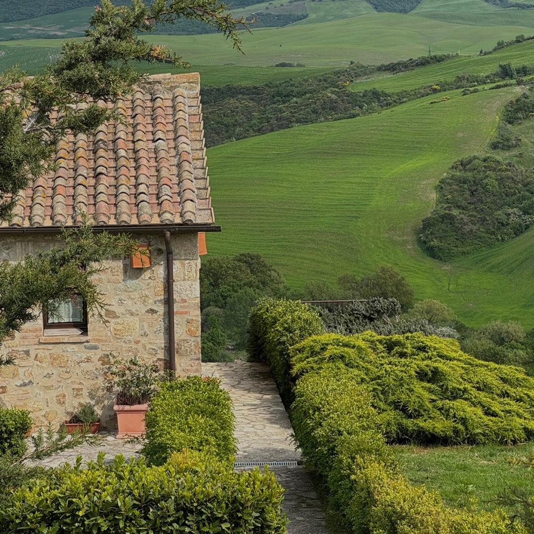Hike your mind from Tuscany to Rome | April 19- May 1, 2027| RESERVATION