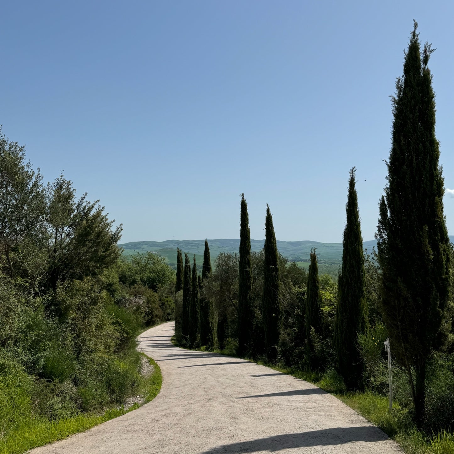 Hike your mind from Tuscany to Rome | April 28 - May 10 | RESERVATION